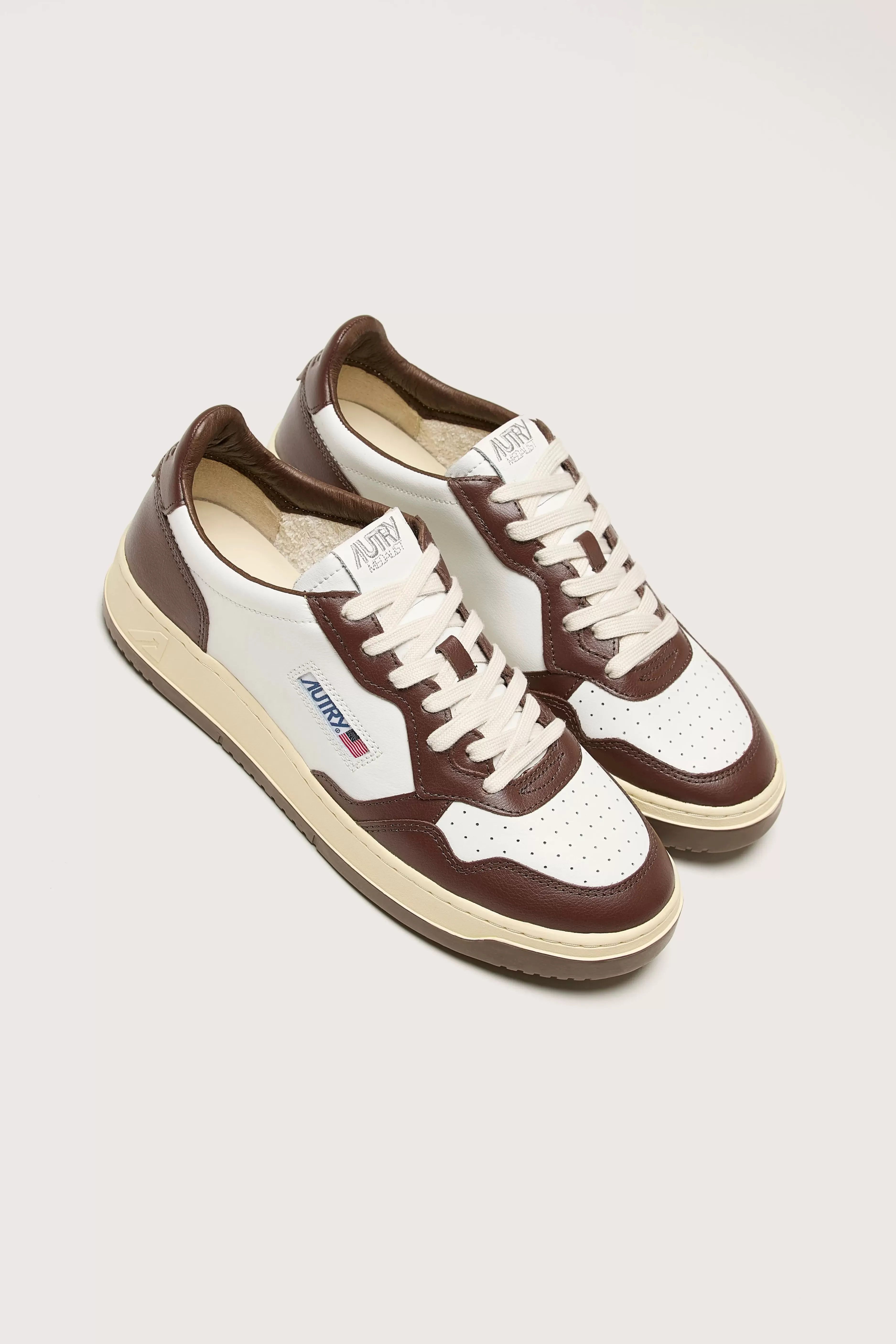 Medalist Bicolor Low Voor Mannen-Autry Shop